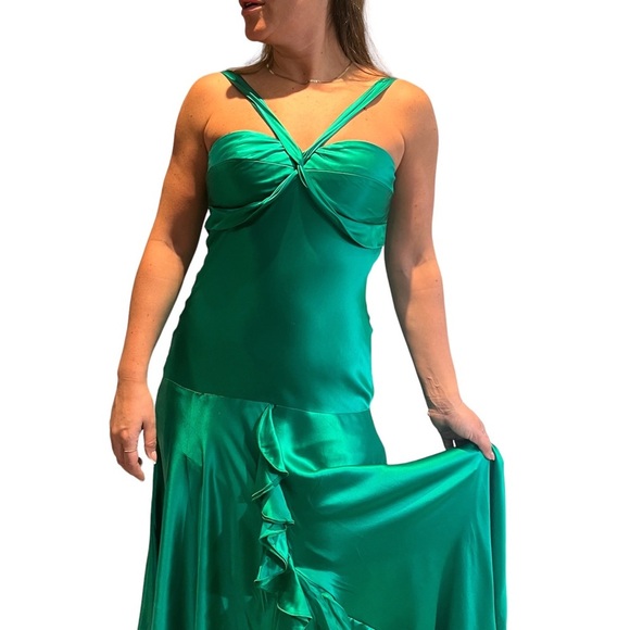 Jovani Silk Gown Green - Picture 4 of 7
